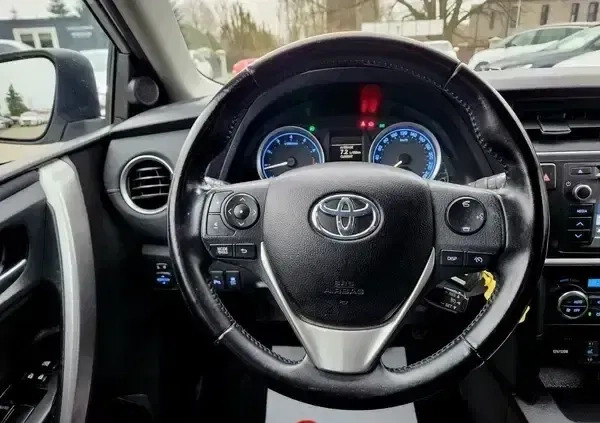 Toyota Auris cena 37900 przebieg: 219000, rok produkcji 2015 z Świebodzin małe 277